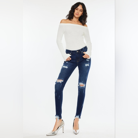 KanCan Cora mid rise skinny destructed jeans 1/24 new nwt - Picture 1 of 16